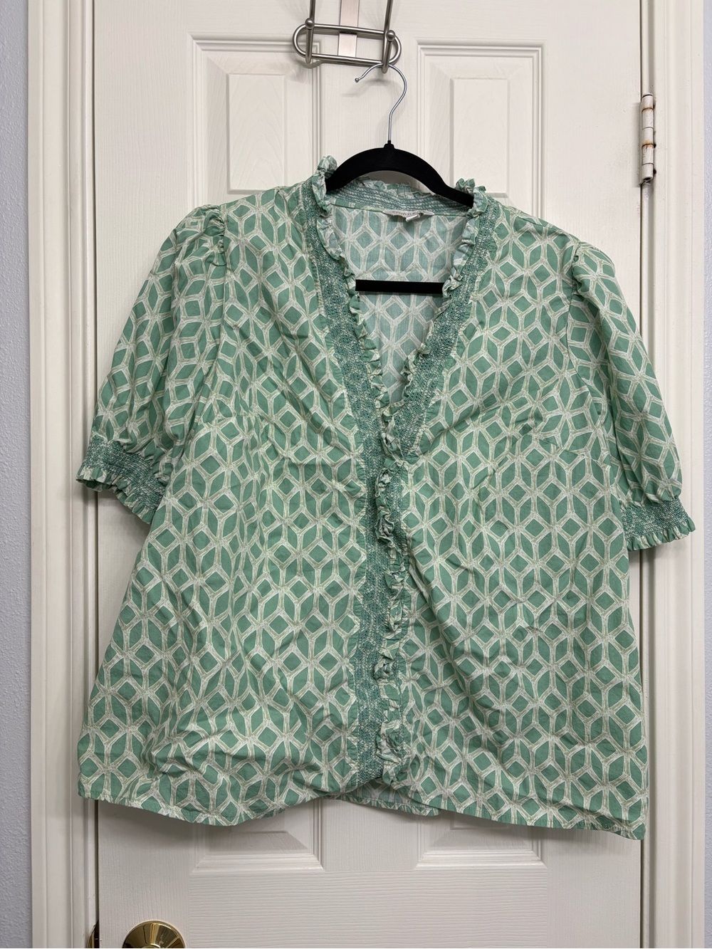 Crown & Ivy Mint Green Geometric Ruffle Blouse